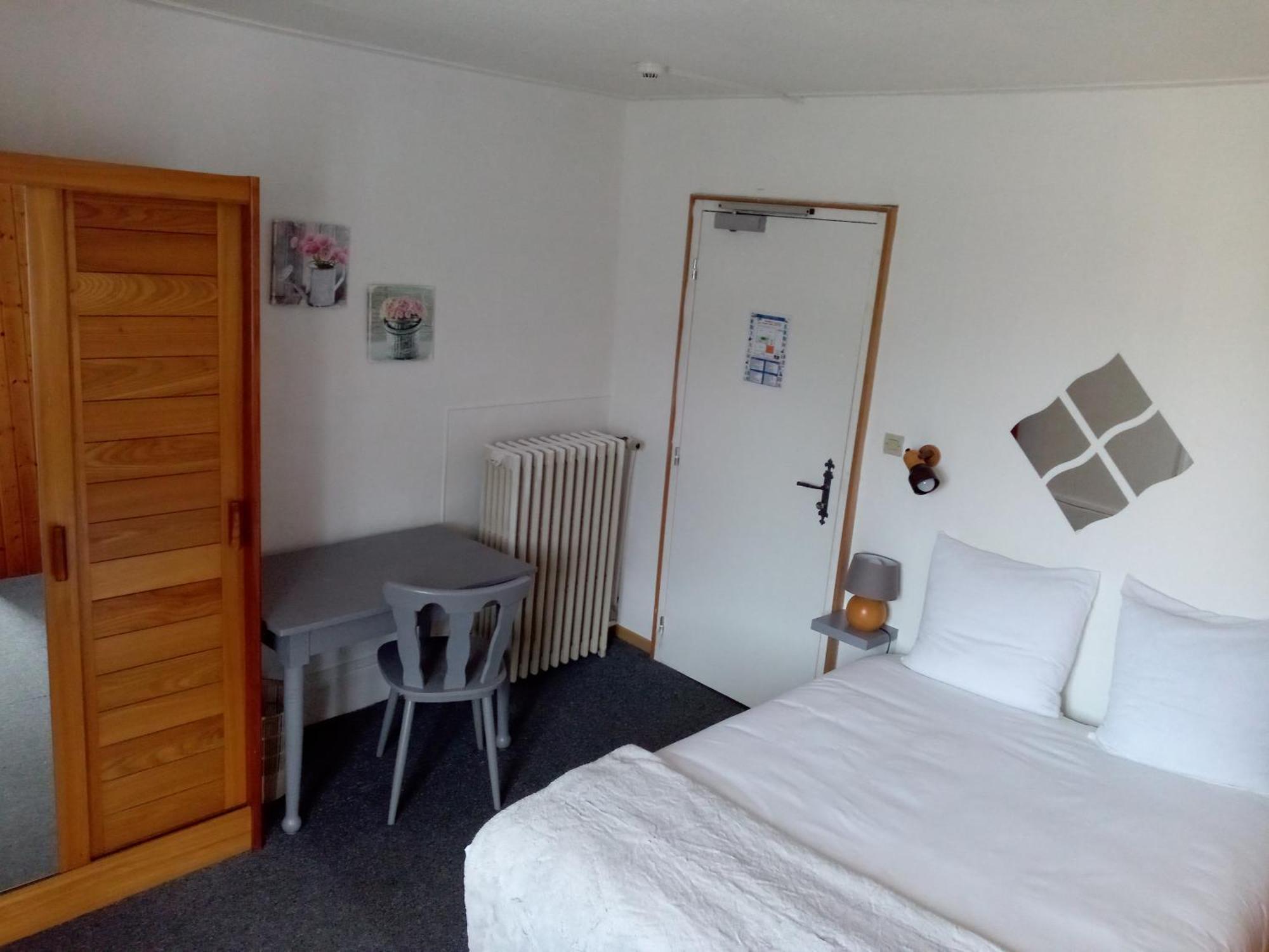 Le Valtrivin Hotel *